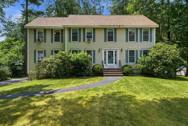 8 Wesley Lane, Salem, NH 03079