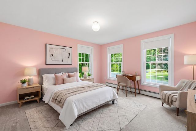 8 Wesley Lane, Salem, NH 03079