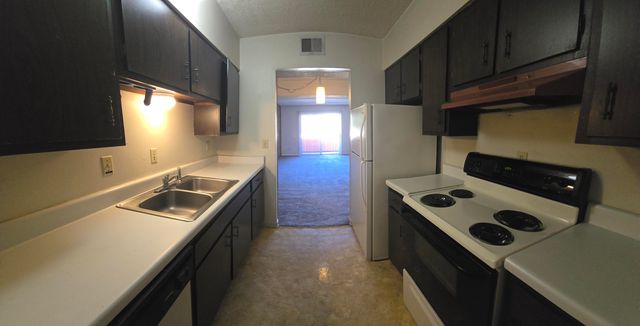 209 W Miracle Strip Parkway UNIT A203, Mary Esther, FL 32569