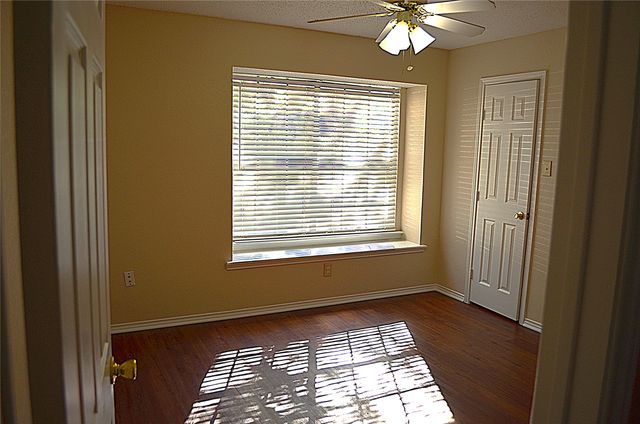 4001 Windy Meadow Court, Arlington, TX 76017