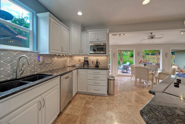 813 Sunfish ST, Lakeway, TX 78734