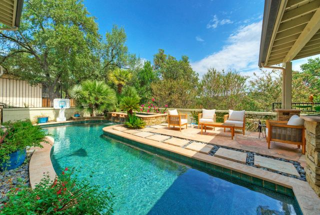 813 Sunfish ST, Lakeway, TX 78734