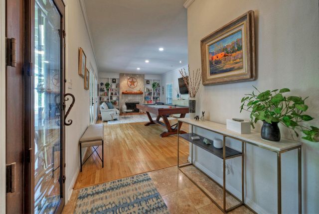 813 Sunfish ST, Lakeway, TX 78734