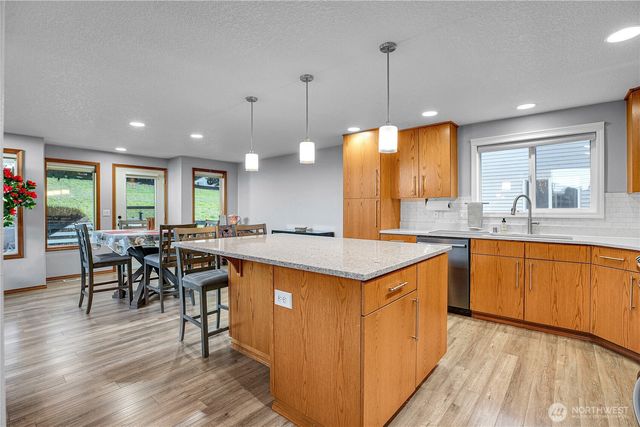 2217 NE 179th Street #F11, Ridgefield, WA 98642