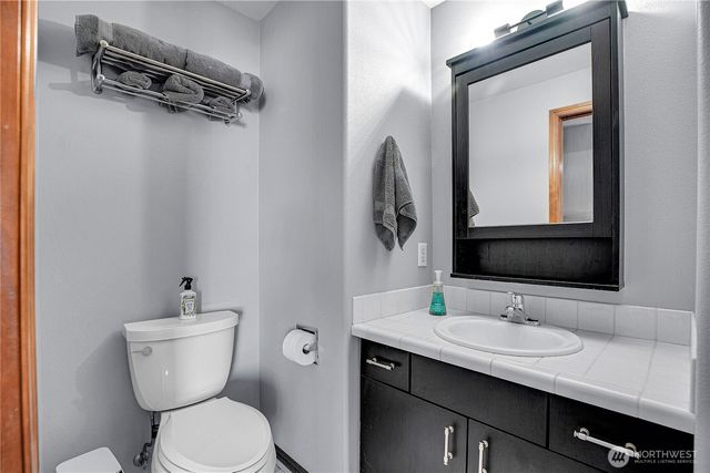 2217 NE 179th Street #F11, Ridgefield, WA 98642