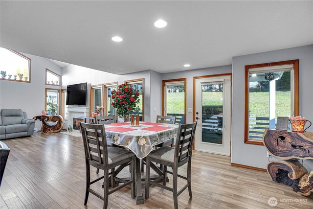 2217 NE 179th Street #F11, Ridgefield, WA 98642