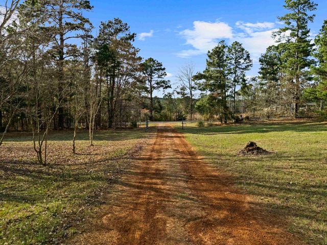 11554 FM 1649, Ore City, TX 75683