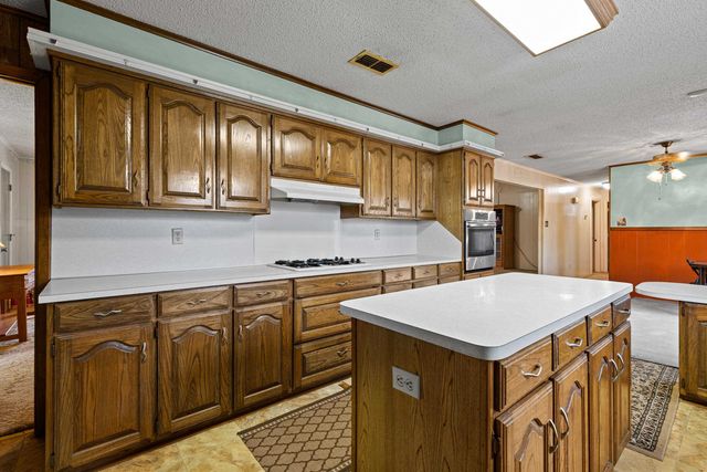 11554 FM 1649, Ore City, TX 75683