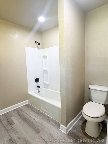 422909 Hwy 266, Checotah, OK 74426