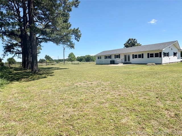 422909 Hwy 266, Checotah, OK 74426