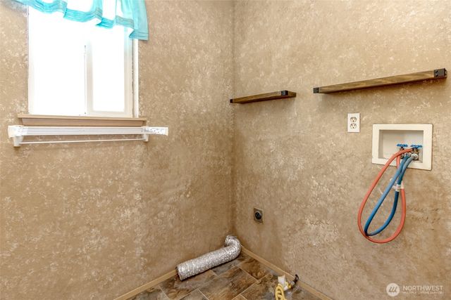 5619 228th Street E, Spanaway, WA 98387