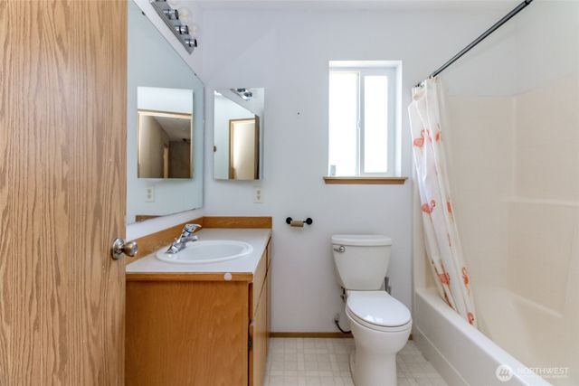 5619 228th Street E, Spanaway, WA 98387