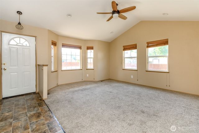 5619 228th Street E, Spanaway, WA 98387