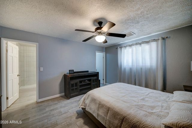 1124 W COCHISE Drive, Phoenix, AZ 85021