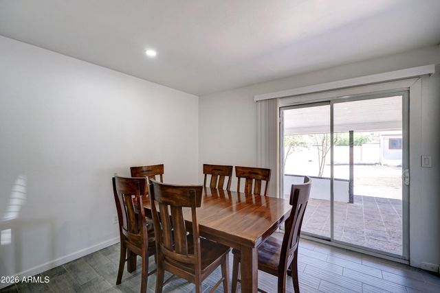 1124 W COCHISE Drive, Phoenix, AZ 85021