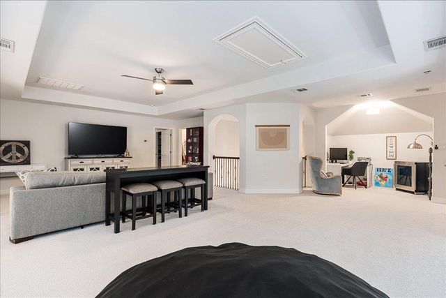 214 Varco DR, Austin, TX 78738