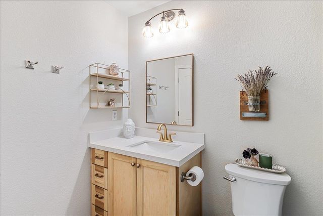 214 Varco DR, Austin, TX 78738