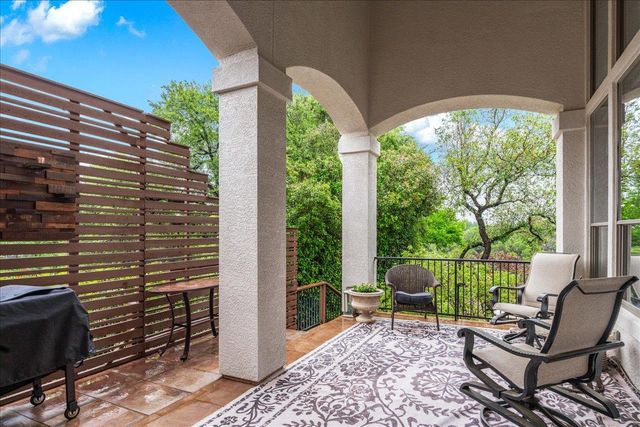 214 Varco DR, Austin, TX 78738