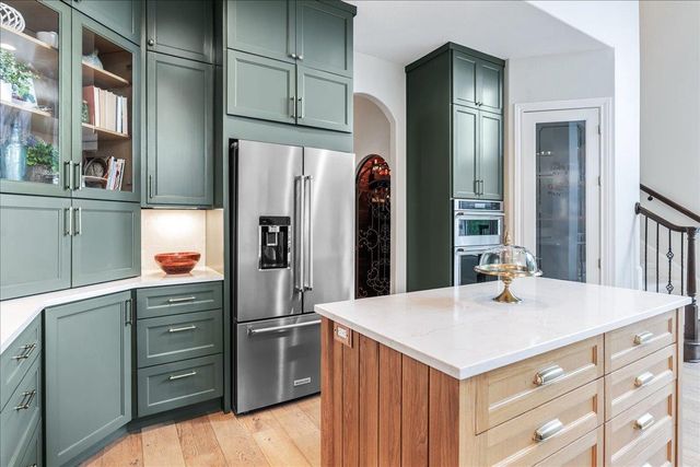 214 Varco DR, Austin, TX 78738