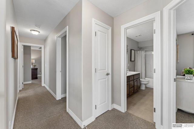 7422 S 198 Street, Gretna, NE 68028