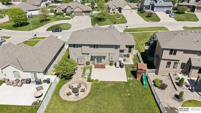 7422 S 198 Street, Gretna, NE 68028