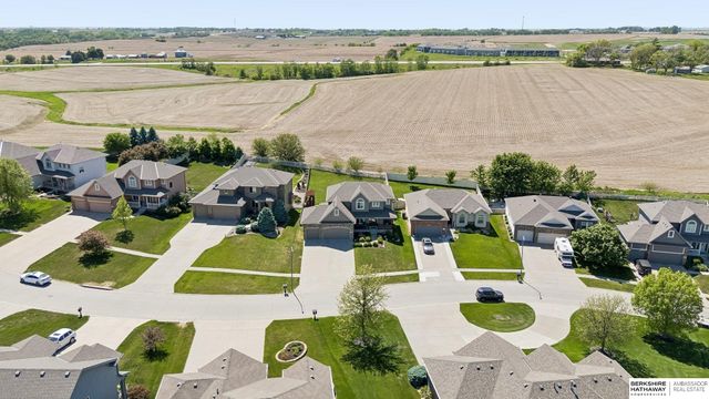 7422 S 198 Street, Gretna, NE 68028