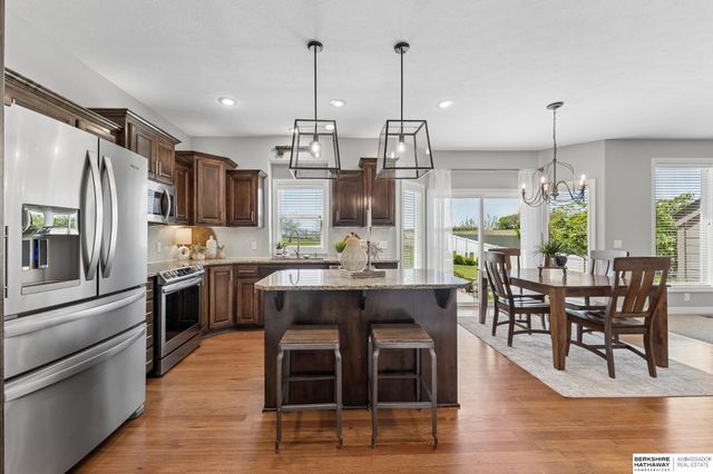 7422 S 198 Street, Gretna, NE 68028