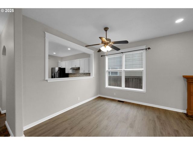 1280 REDING Ave, Eugene, OR 97402