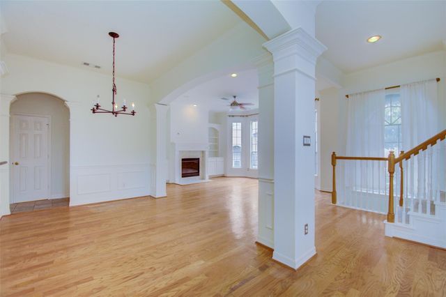 911 Reinicke Street, Houston, TX 77007