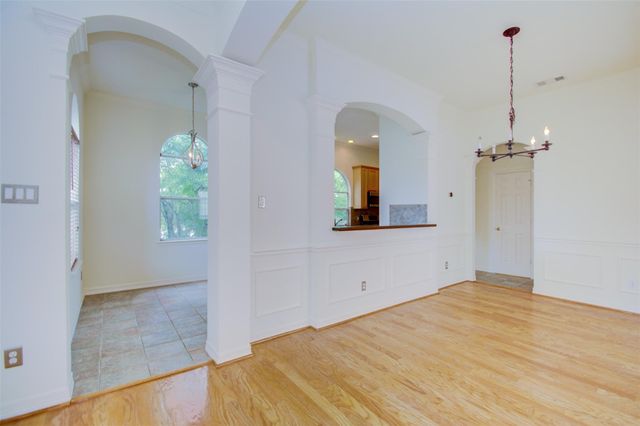 911 Reinicke Street, Houston, TX 77007