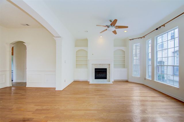 911 Reinicke Street, Houston, TX 77007