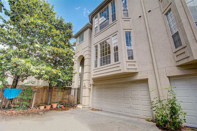 911 Reinicke Street, Houston, TX 77007