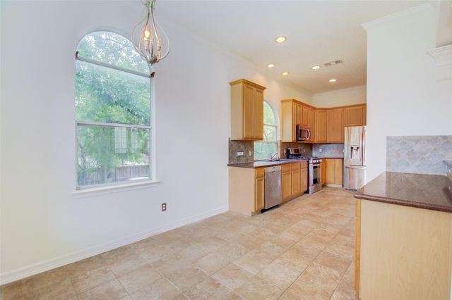 911 Reinicke Street, Houston, TX 77007