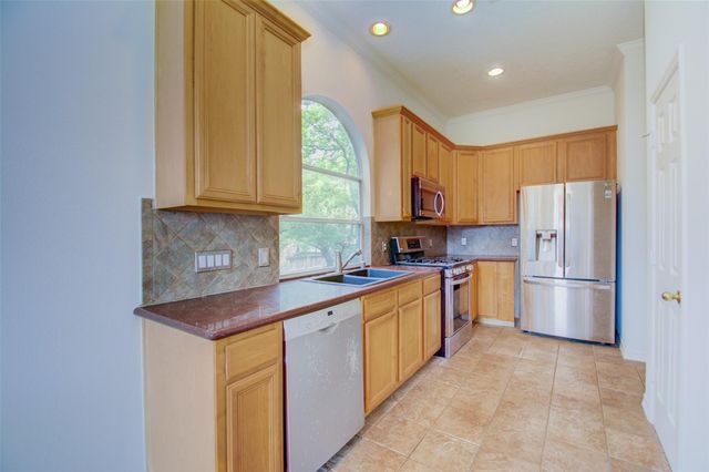 911 Reinicke Street, Houston, TX 77007
