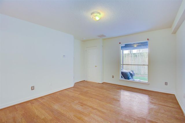 911 Reinicke Street, Houston, TX 77007