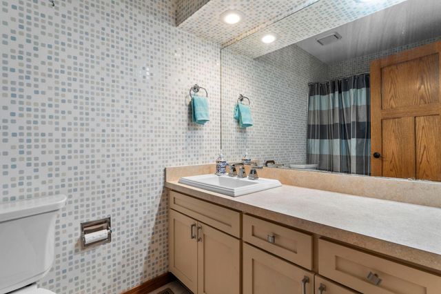 9836 Ilex Street NW, Coon Rapids, MN 55433