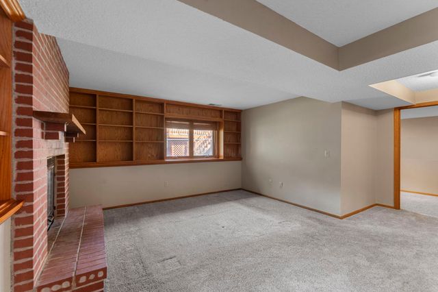 9836 Ilex Street NW, Coon Rapids, MN 55433