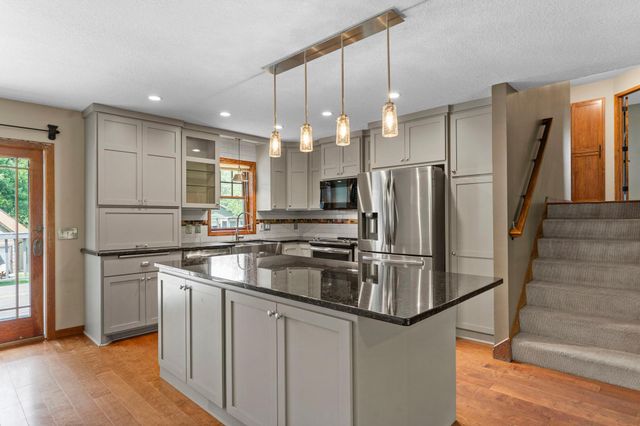 9836 Ilex Street NW, Coon Rapids, MN 55433