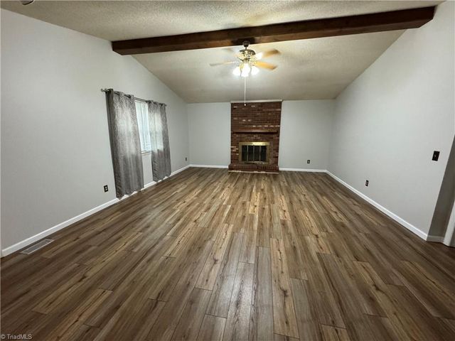 106 Meta Court, King, NC 27021