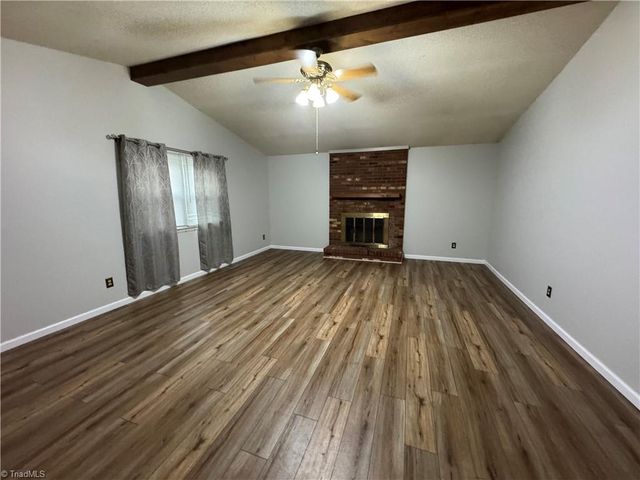 106 Meta Court, King, NC 27021