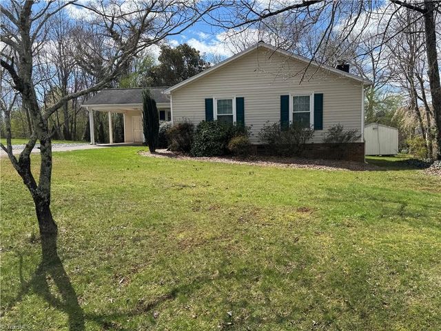 106 Meta Court, King, NC 27021