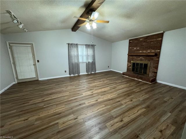 106 Meta Court, King, NC 27021