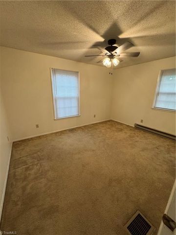 106 Meta Court, King, NC 27021