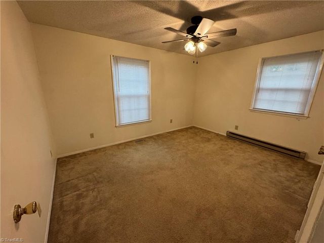 106 Meta Court, King, NC 27021