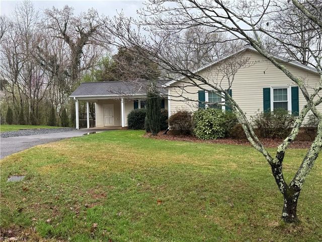 106 Meta Court, King, NC 27021