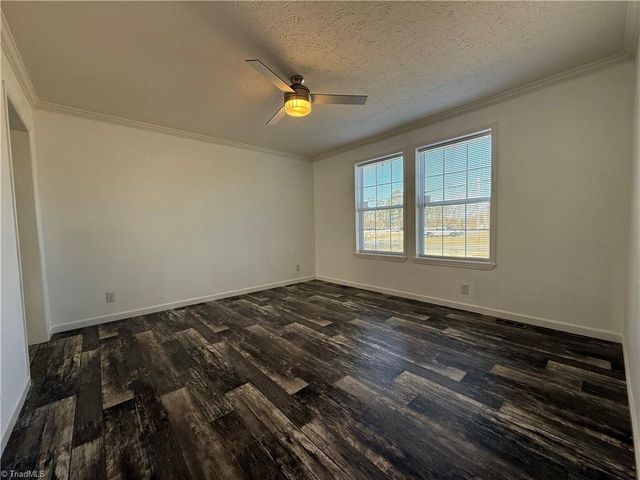 812 W Main Street, Pilot Mountain, NC 27041