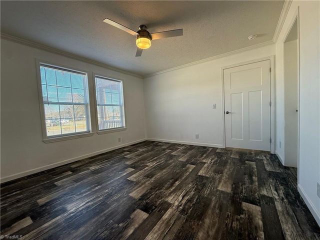 812 W Main Street, Pilot Mountain, NC 27041