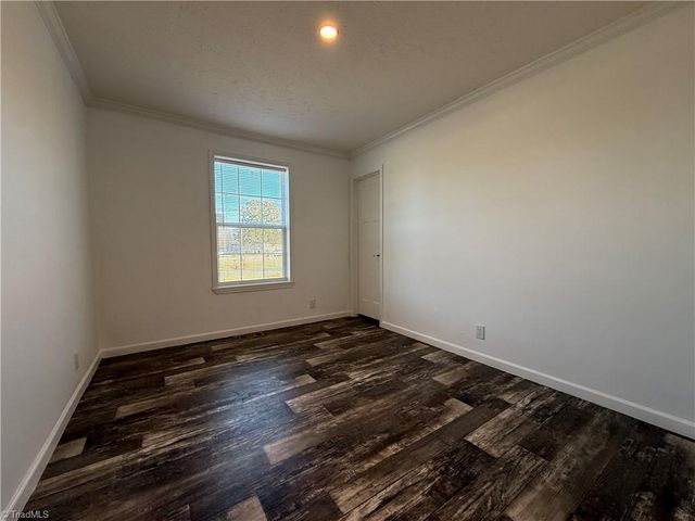 812 W Main Street, Pilot Mountain, NC 27041