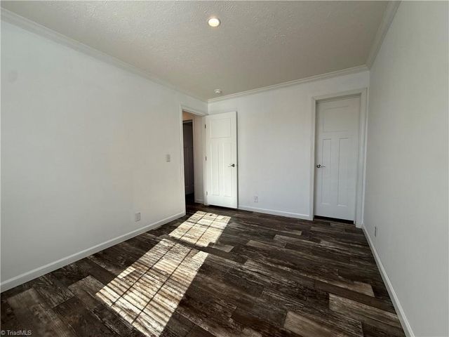 812 W Main Street, Pilot Mountain, NC 27041