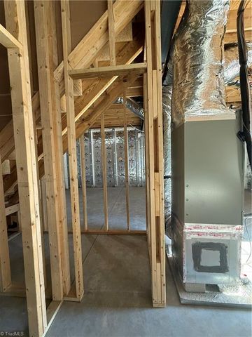 812 W Main Street, Pilot Mountain, NC 27041